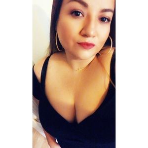 Meet your Posher, Viviana